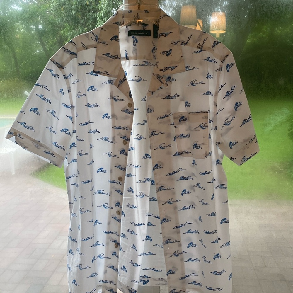 Short sleeve shirt